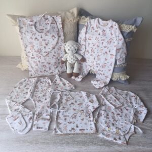 Set de Recibimiento RN 0 a 3 Meses 8 Piezas Estampados Muñeco Amigurumi o Muñeco de Apego