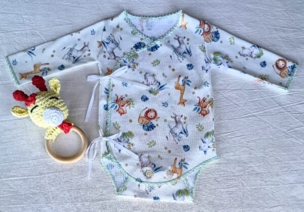 Body RN, 0 a 3 Meses. Mangas Largas. Estampado. Lazos. Sonajero Amigurumi - Imagen 3