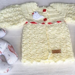 Saquito Tejido a Crochet. Modelo Exclusivo e Irrepetible. 0 a 3 Meses. Muñeco de Apego. Agua de Azahar «Petit Enfant»
