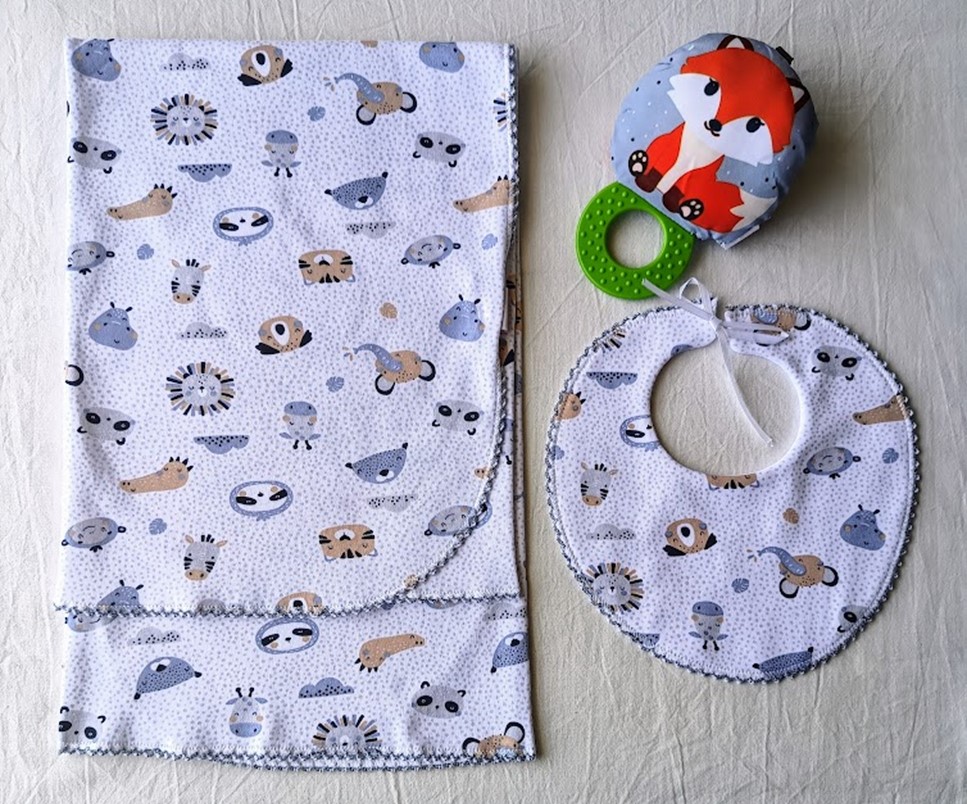 Mantitas Algodón Premium con Babero. Estampadas - Imagen 2