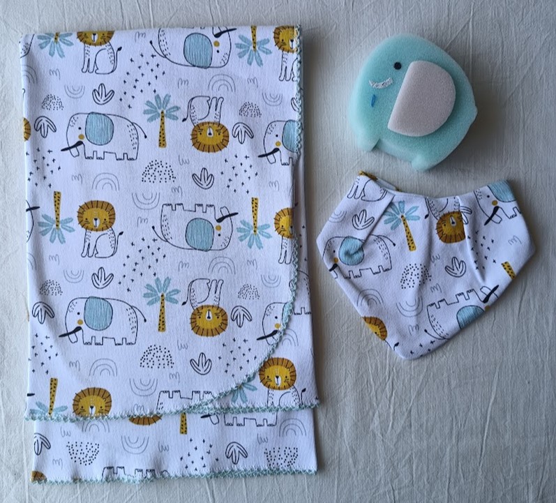 Mantita Algodón Premium con Bandana. Estampada.